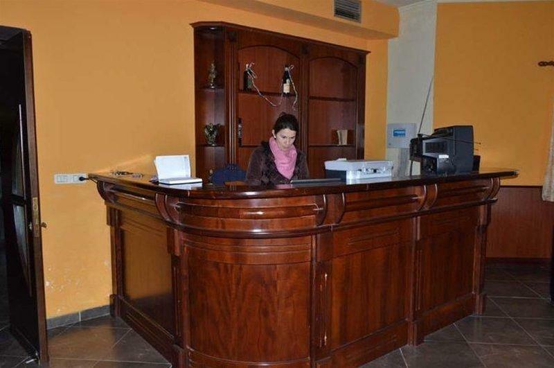 Hotel Verzaci Rinas Exterior foto